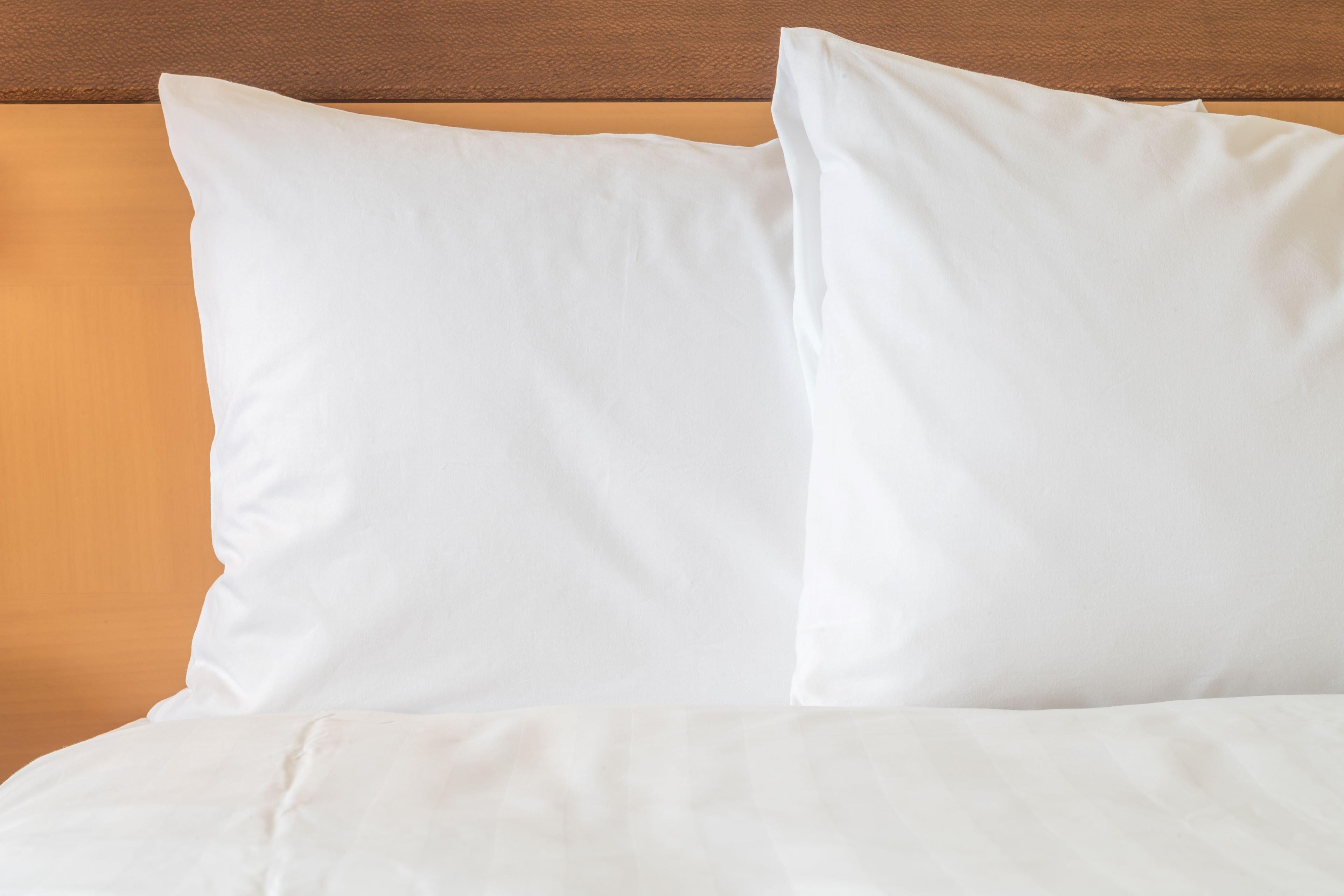 Holiday Inn Express & Suites Omaha Airport By Ihg Carter Lake Экстерьер фото